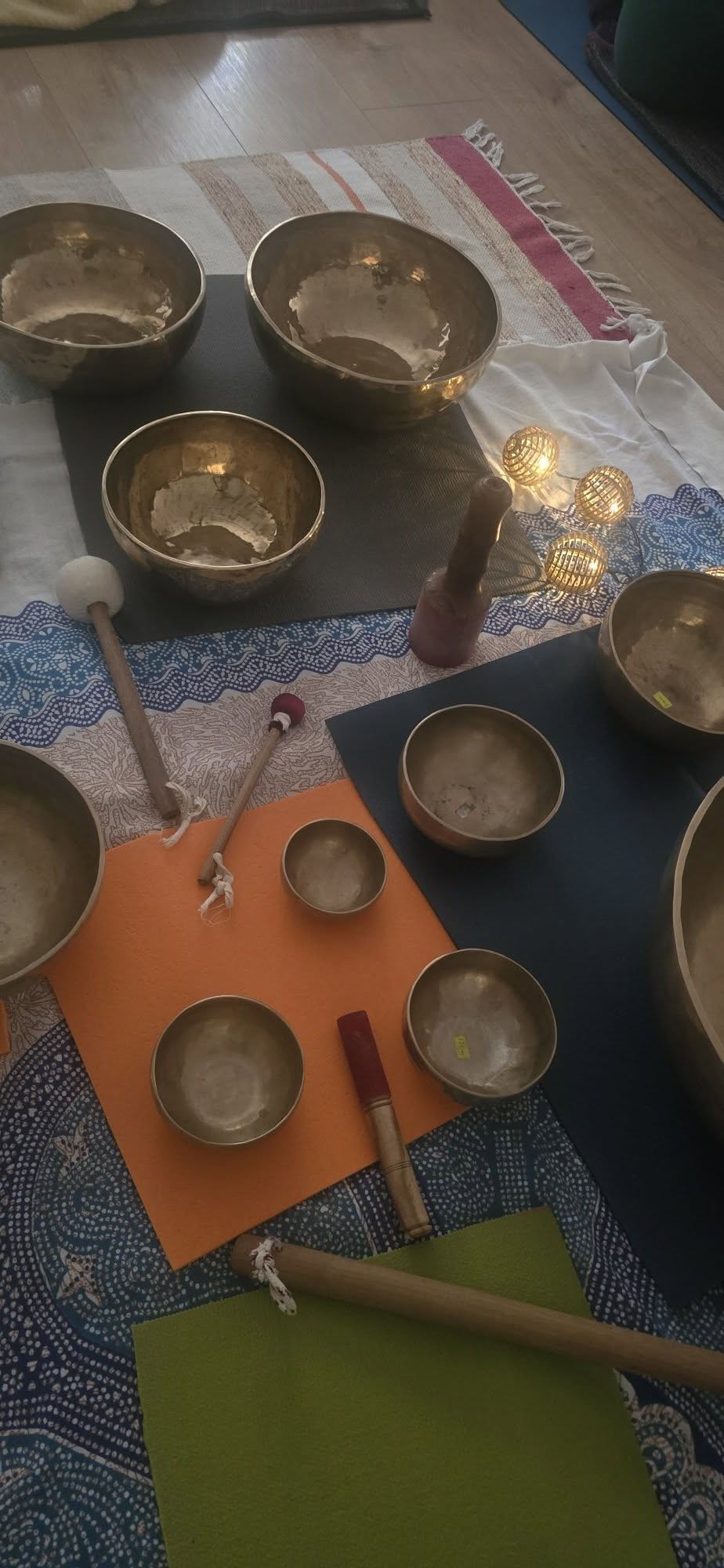 Koncert relaksacyjnych wibracji. Misy. Gongi. Handpan